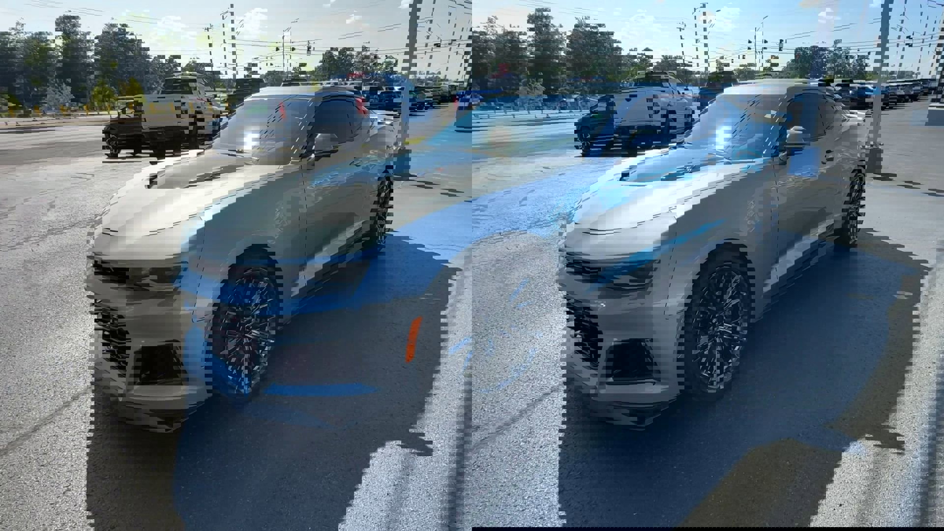 2023 Chevrolet Camaro ZL1 photo 3