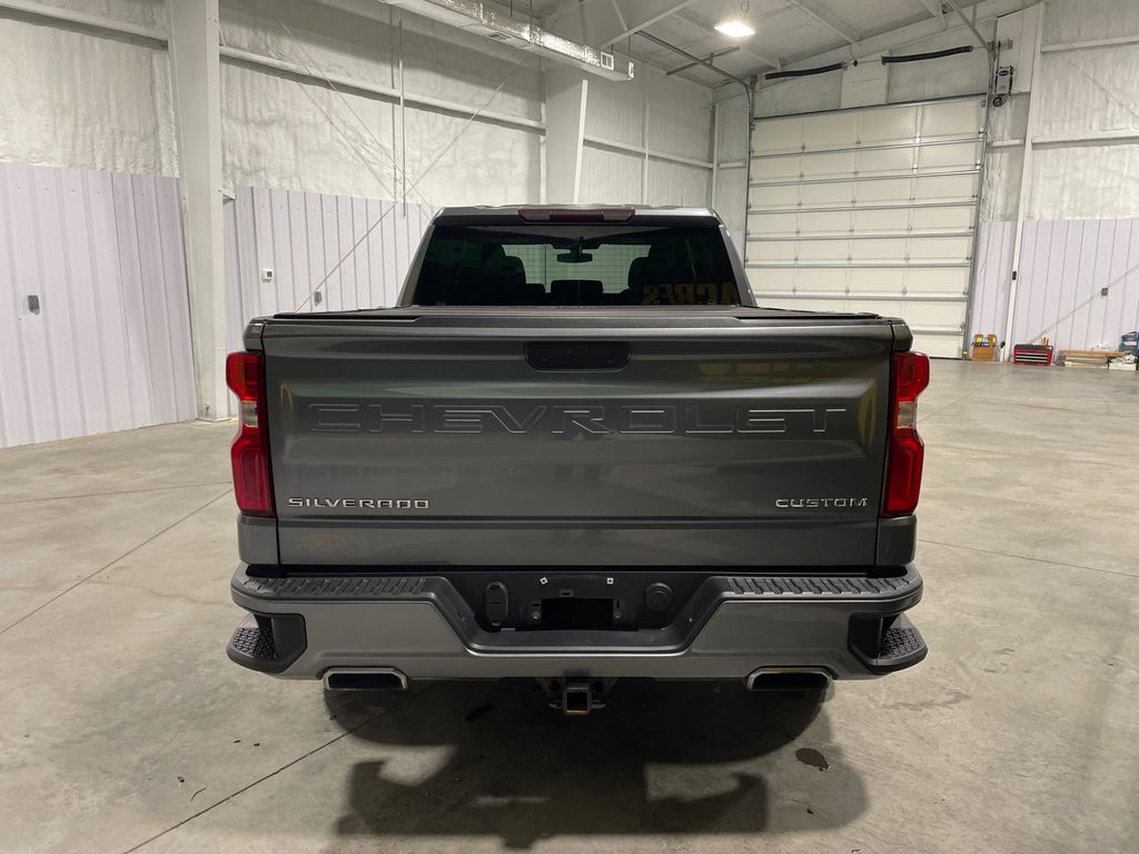 2020 Chevrolet Silverado 1500 Custom photo 4