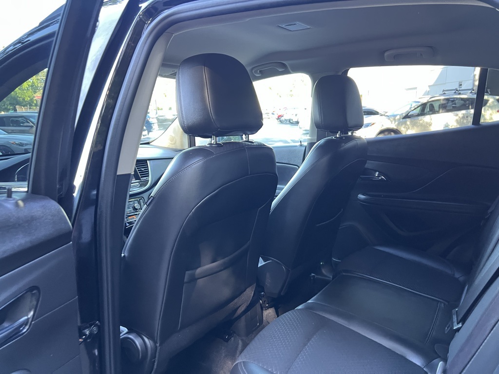 2022 Buick Encore Preferred photo 8