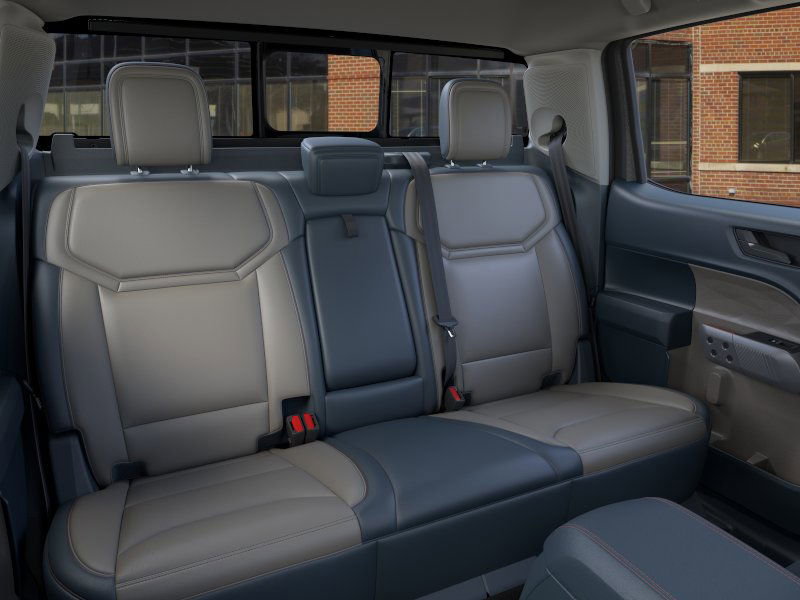 2025 Ford Maverick Lariat photo 2