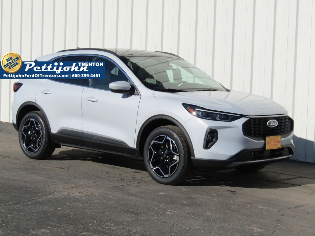 2026 Ford Escape Platinum's photo