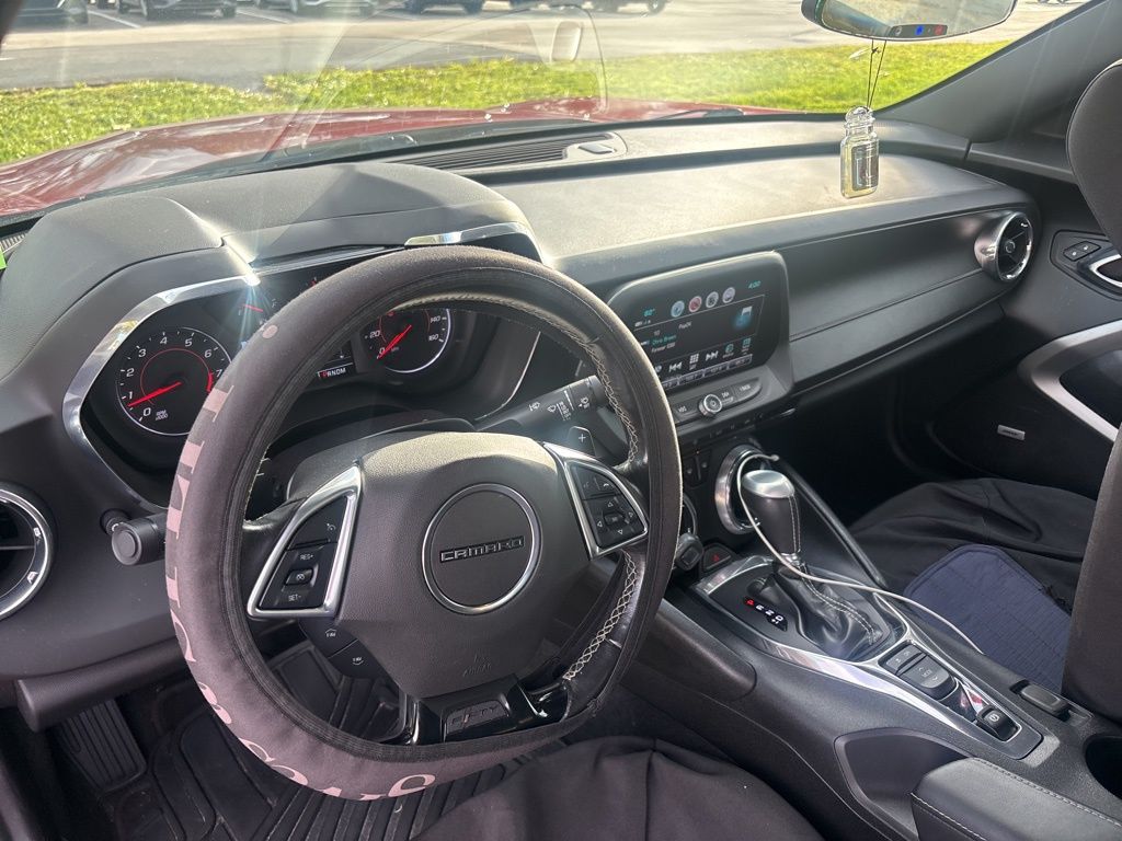 2017 Chevrolet Camaro 1LT photo 3