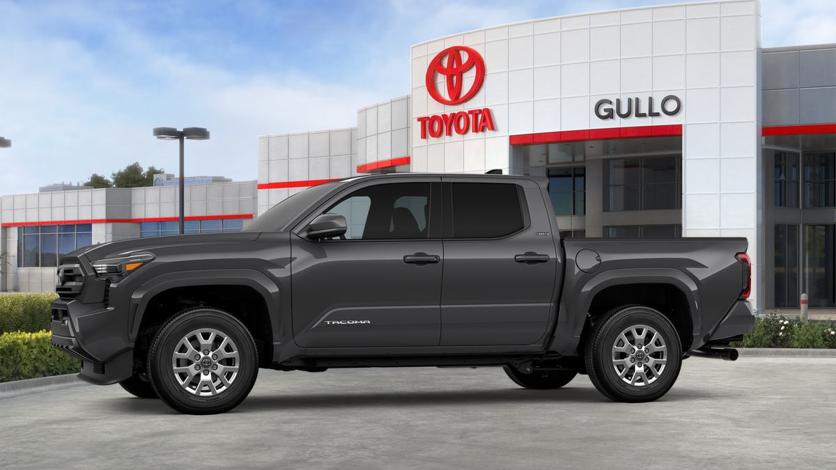 2026 Toyota Tacoma SR5 Double Cab photo 3