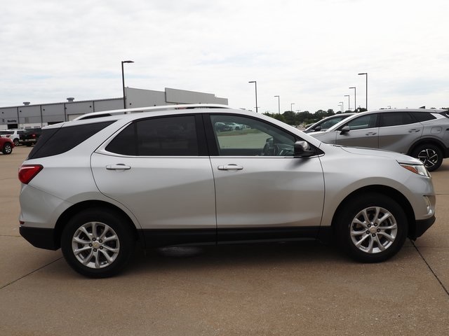 2020 Chevrolet Equinox LT photo 4