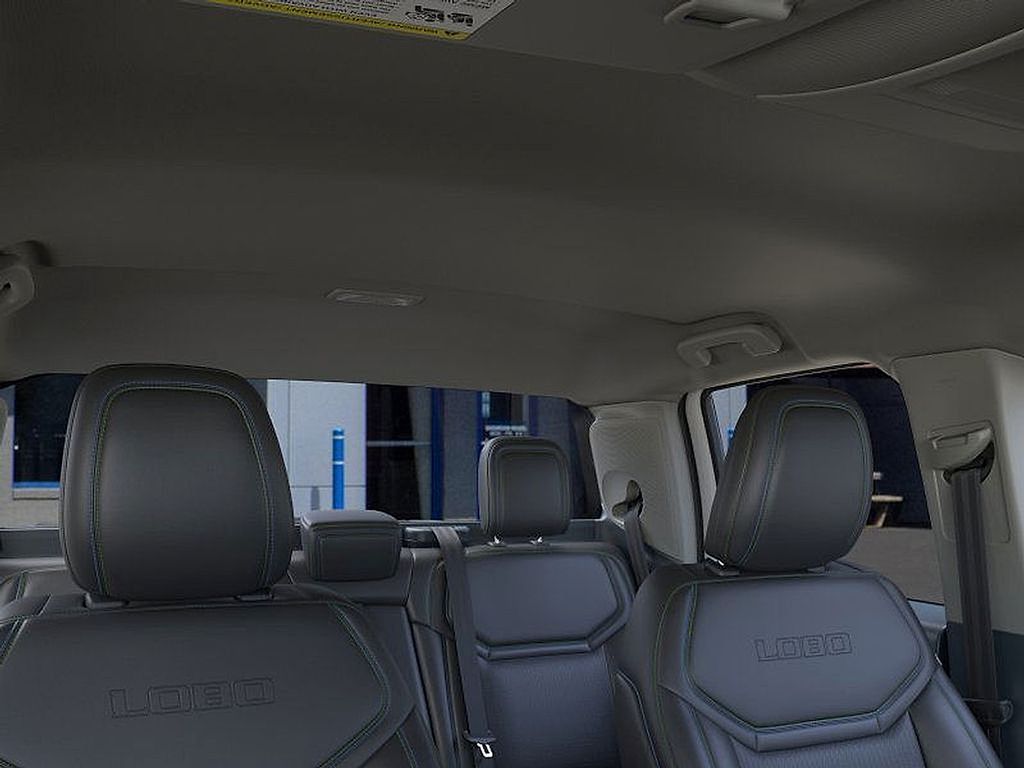 2025 Ford Maverick photo 12