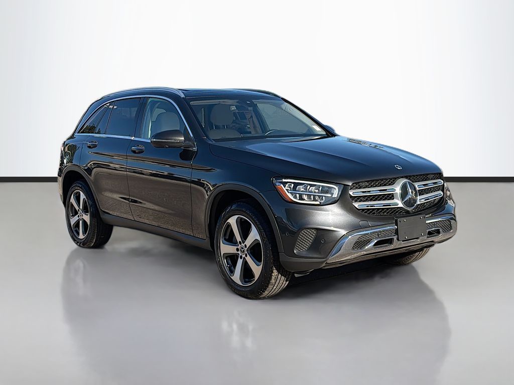 2021 Mercedes-Benz GLC GLC300's photo