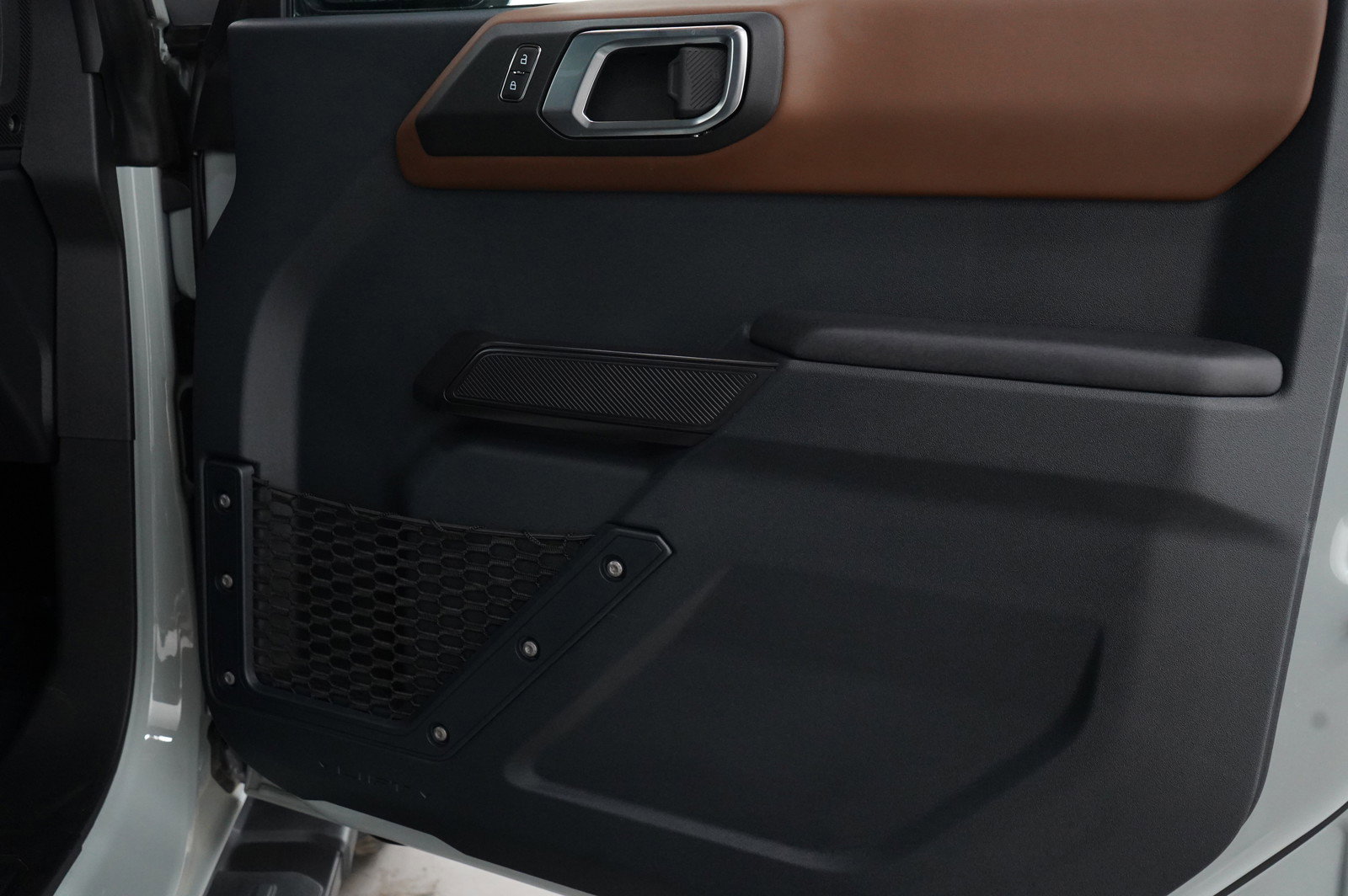 2024 Ford Bronco Outer Banks photo 9