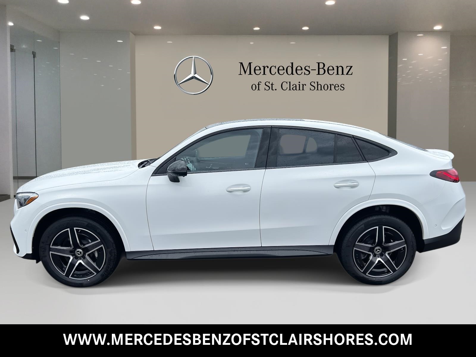2026 Mercedes Benz GLC 300 4MATIC photo 2