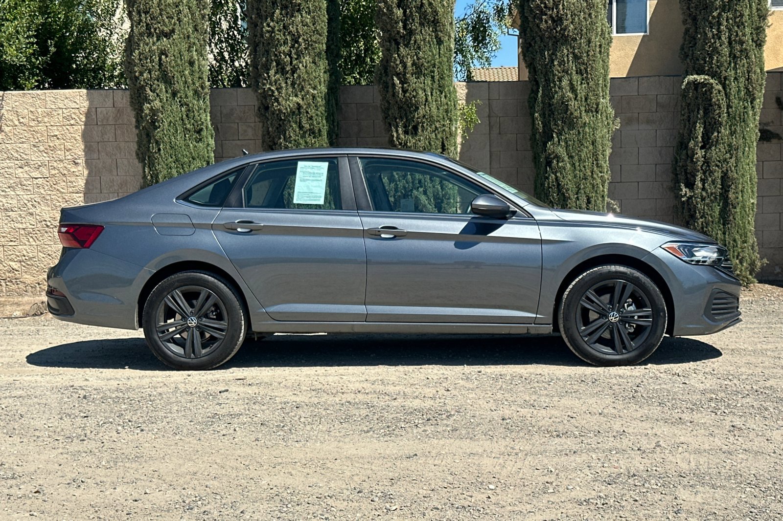 2024 Volkswagen Jetta SE photo 2