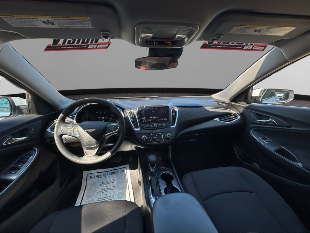 2023 Chevrolet Malibu LS photo 21
