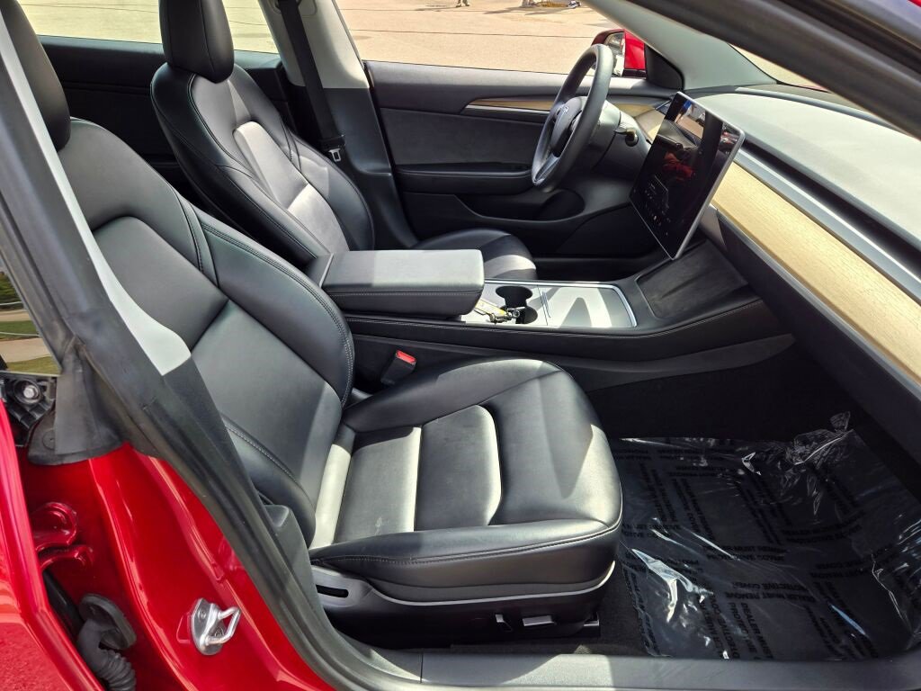 2023 Tesla Model 3 photo 4