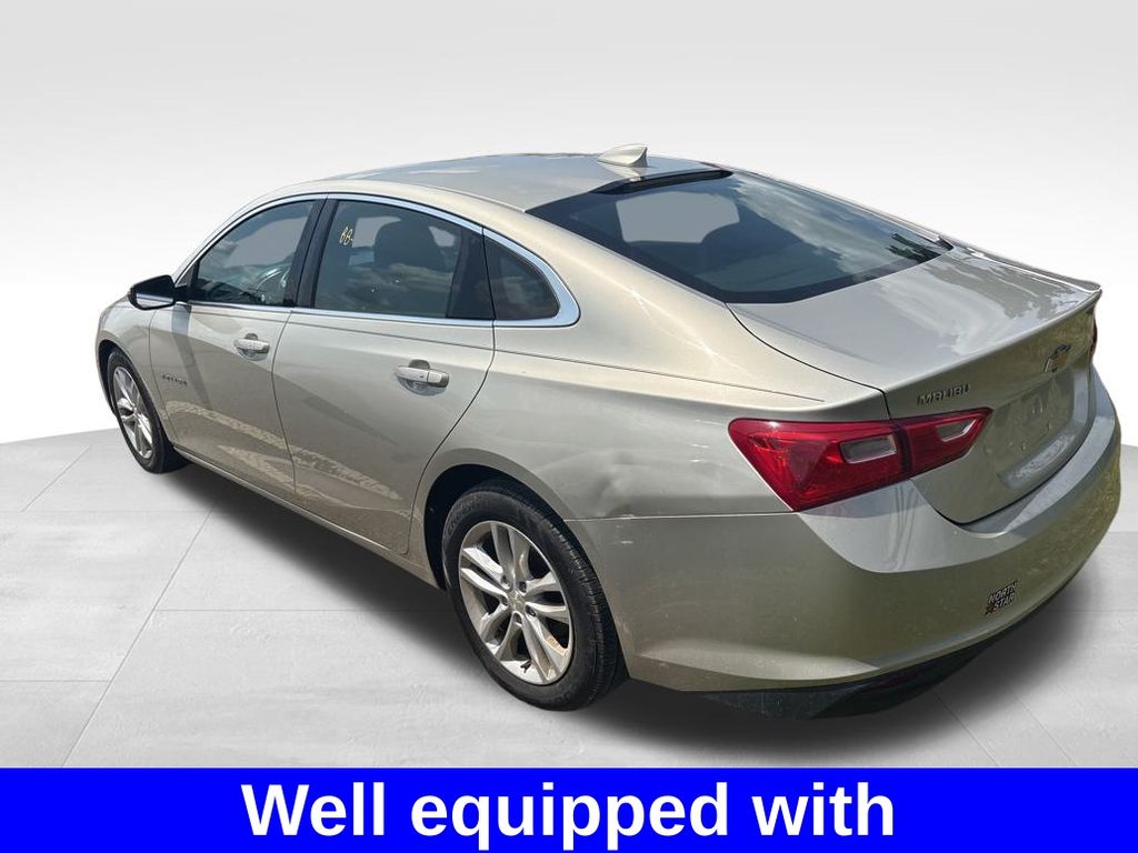 2016 Chevrolet Malibu 1LT photo 3