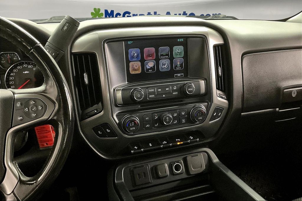 2016 Chevrolet Silverado 1500 LT photo 6