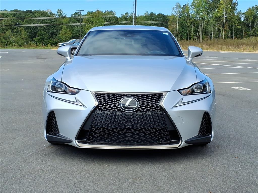 2018 Lexus IS 300 F SPORT photo 2