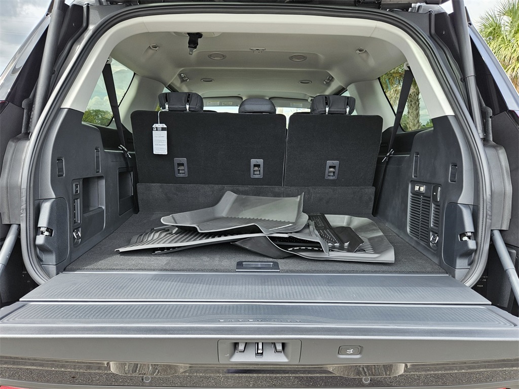 2025 Ford Expedition MAX EL photo 25