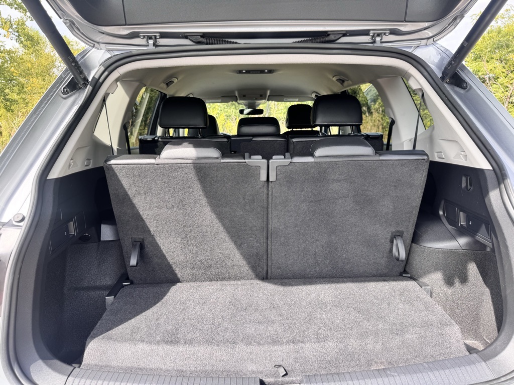 2024 Volkswagen Tiguan SE Wolfsburg Edition photo 24