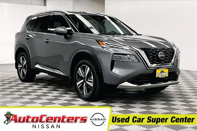 2023 Nissan Rogue Platinum's photo