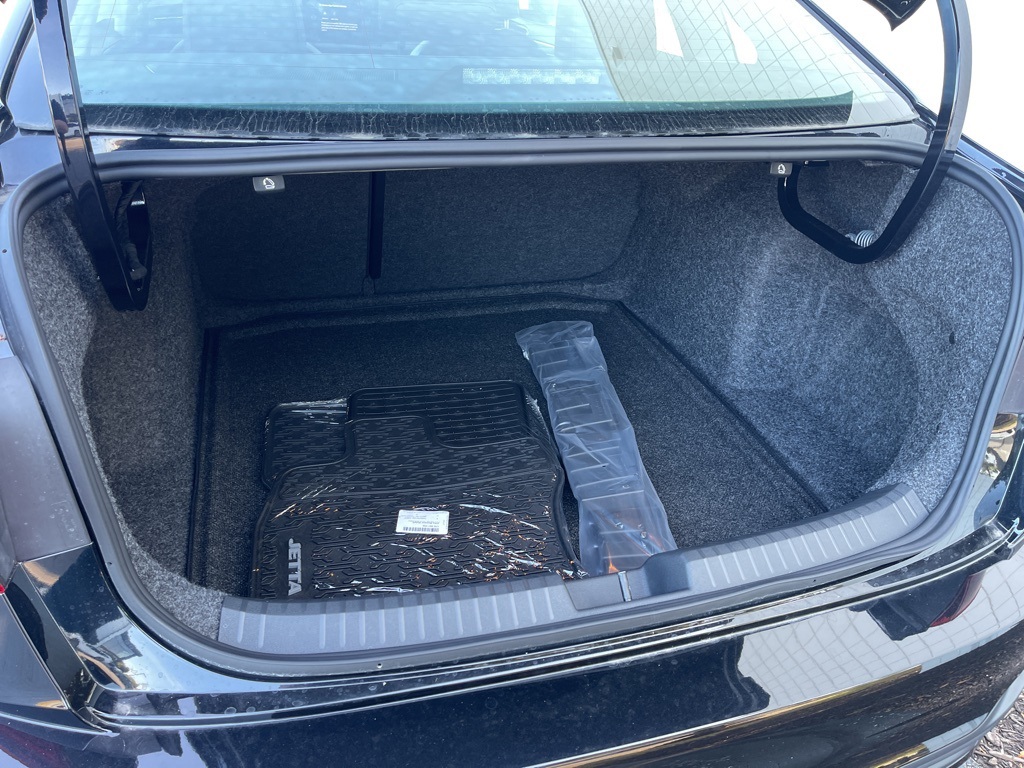 2025 Volkswagen Jetta 1.5T SE photo 14