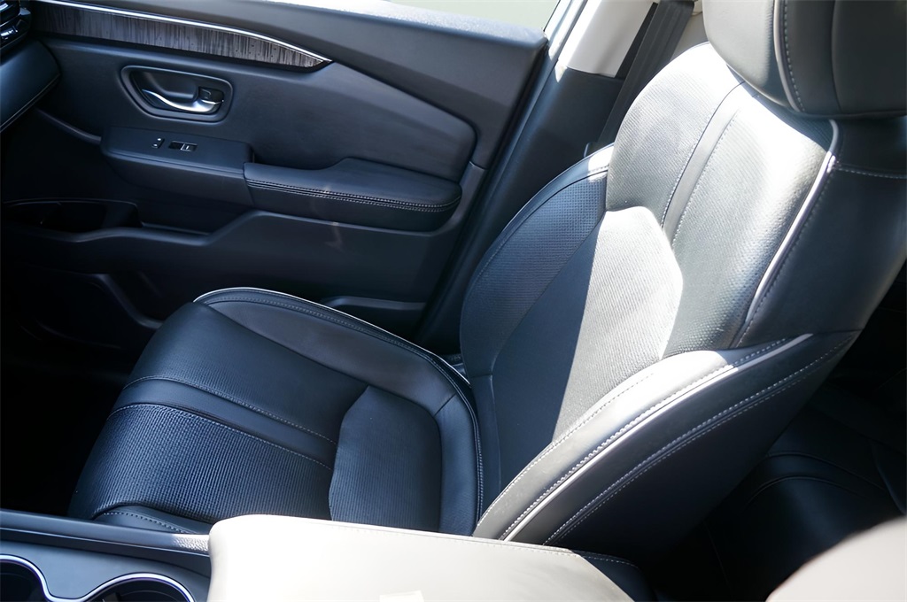 2023 Honda Pilot Elite photo 18