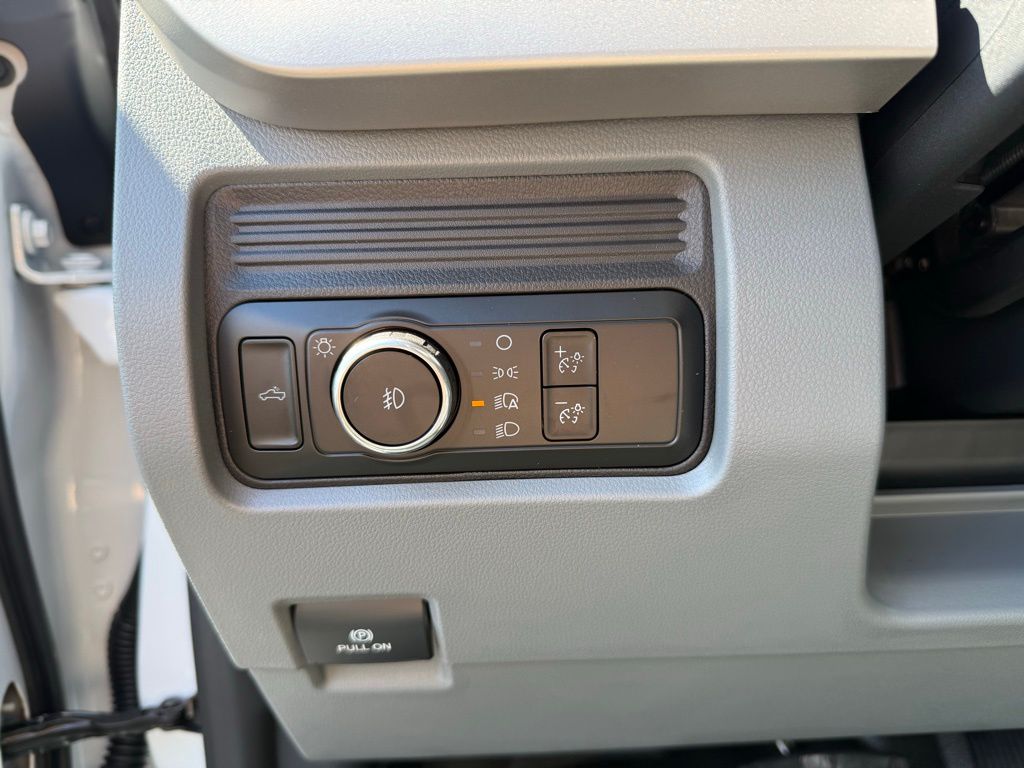 2026 Ford F-250 photo 14