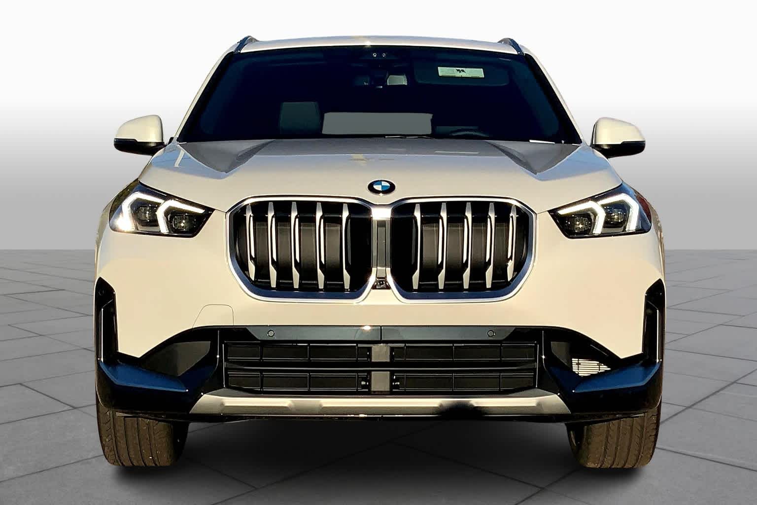 2025 Bmw X1 XDrive28i photo 3