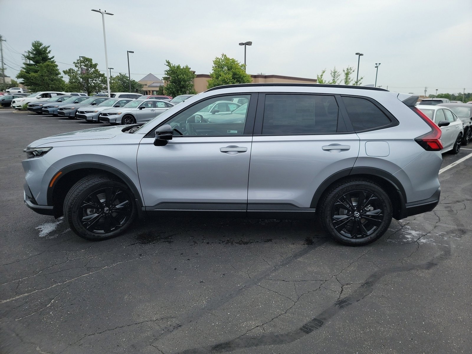 2026 Honda CR-V Hybrid Sport Touring photo 10