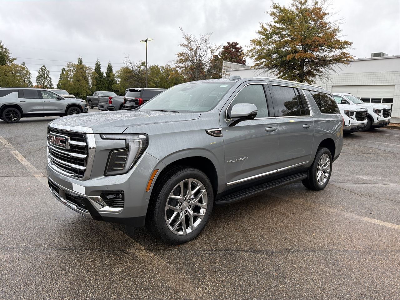 2026 GMC Yukon XL Elevation's photo