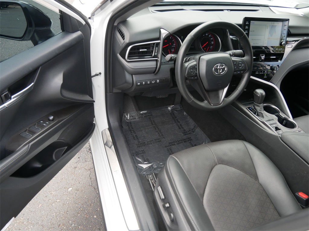 2024 Toyota Camry XSE V6 photo 9