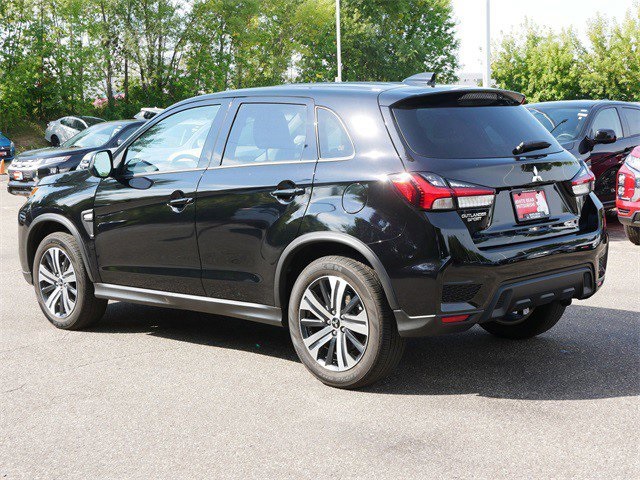 2024 Mitsubishi Outlander Sport ES photo 4