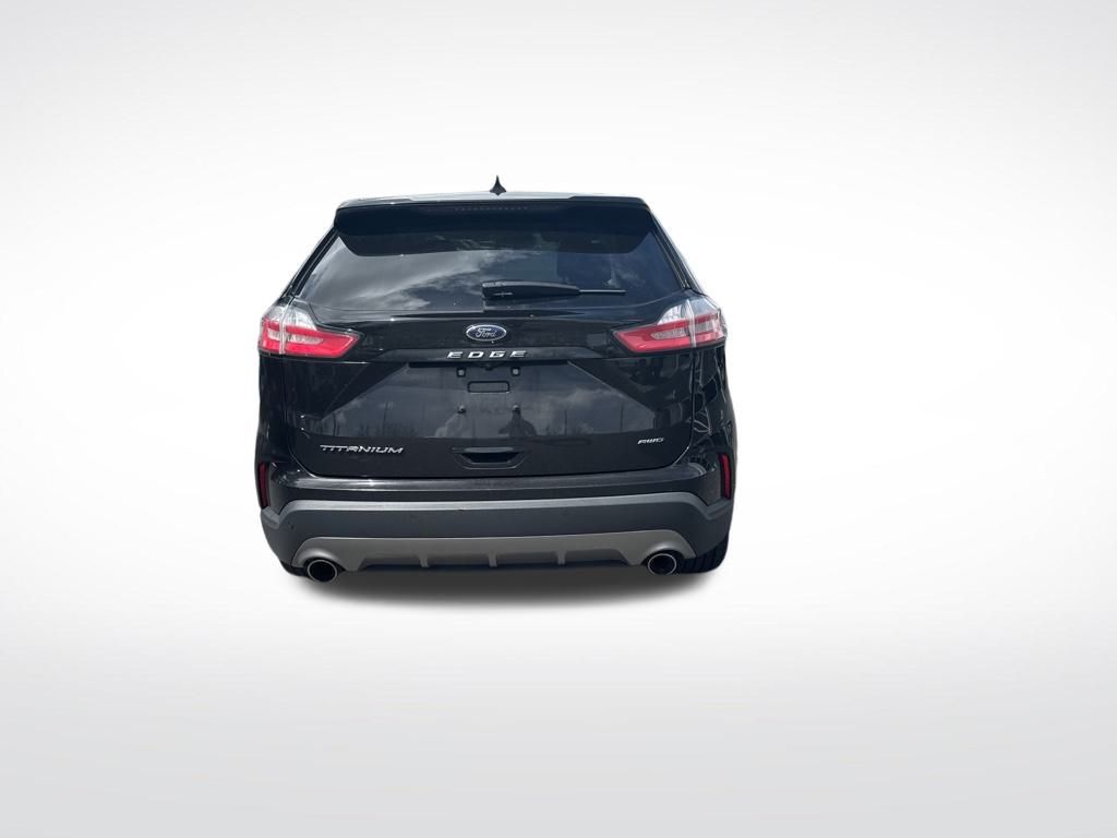 2022 Ford Edge Titanium photo 7