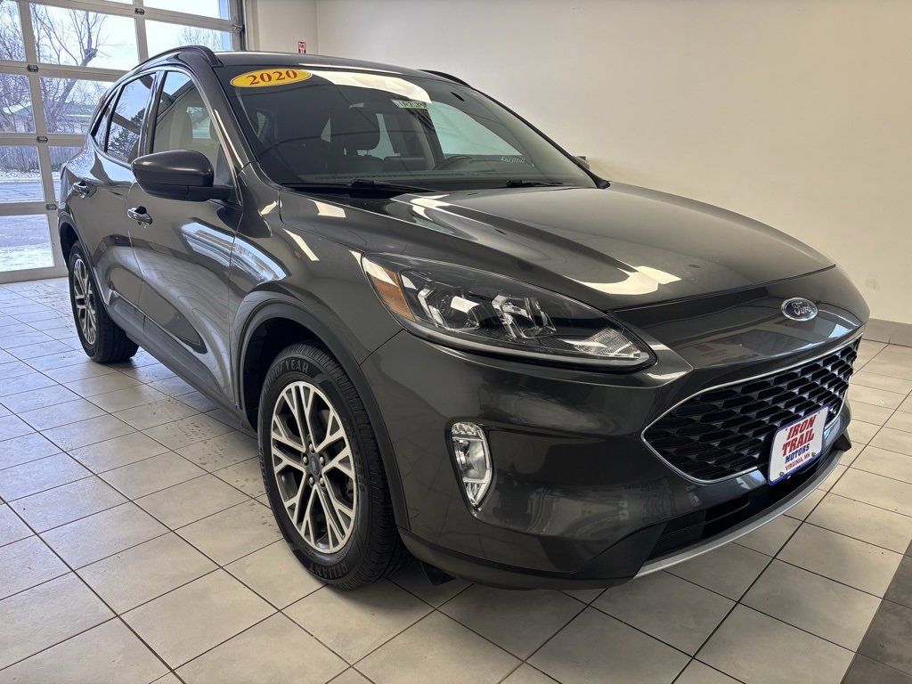 2020 Ford Escape SEL photo 2