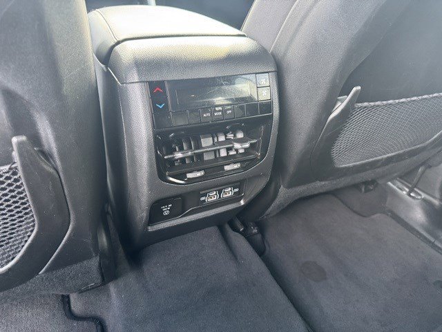 2024 Jeep Grand Cherokee Altitude photo 23