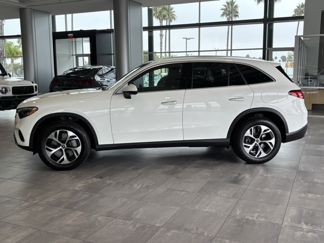 2026 Mercedes Benz GLC 350e 4MATIC photo 5