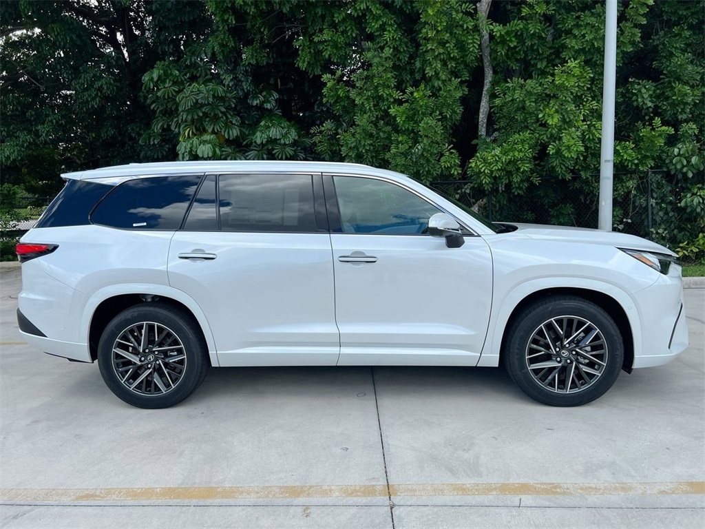 2026 Lexus TX Premium photo 8