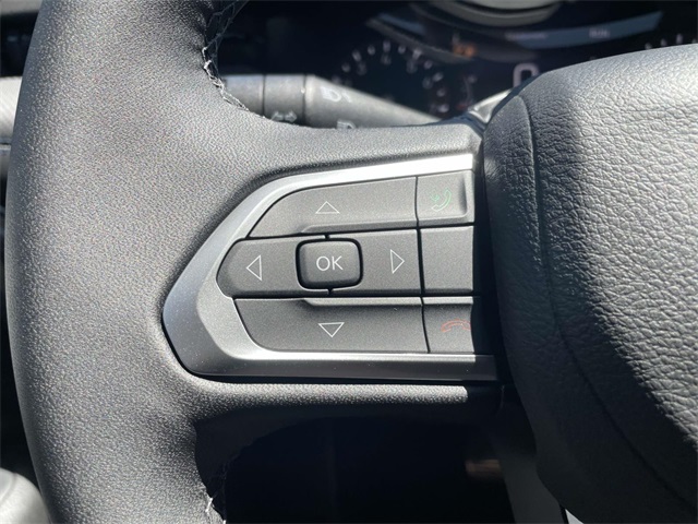 2025 Jeep Compass Latitude photo 24