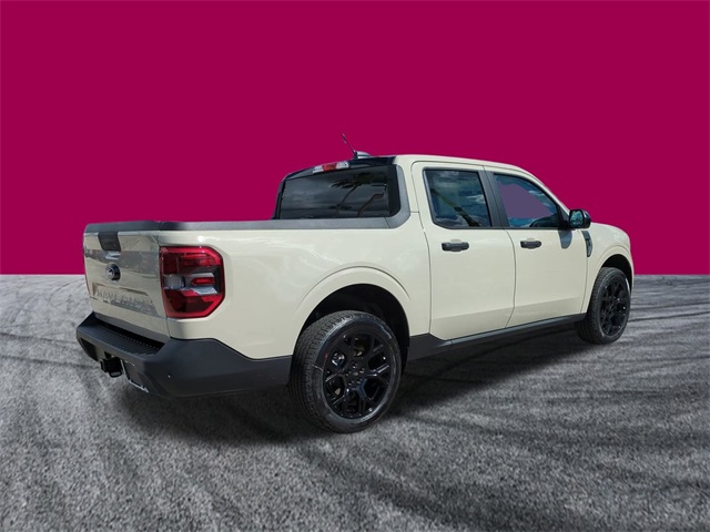 2025 Ford Maverick XLT photo 3