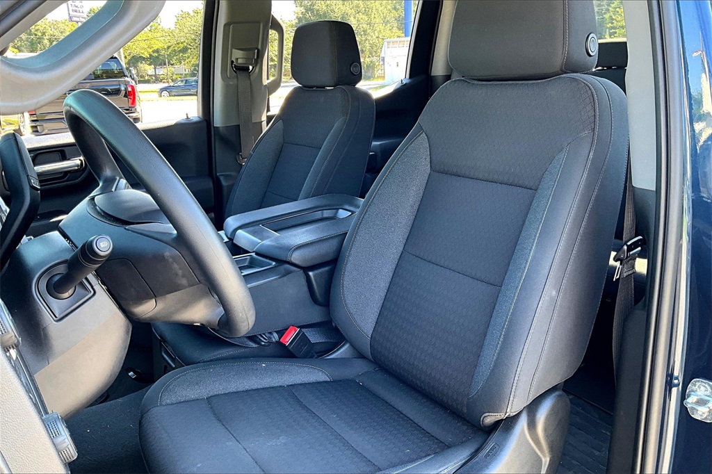 2022 Chevrolet Silverado 1500 Custom photo 21