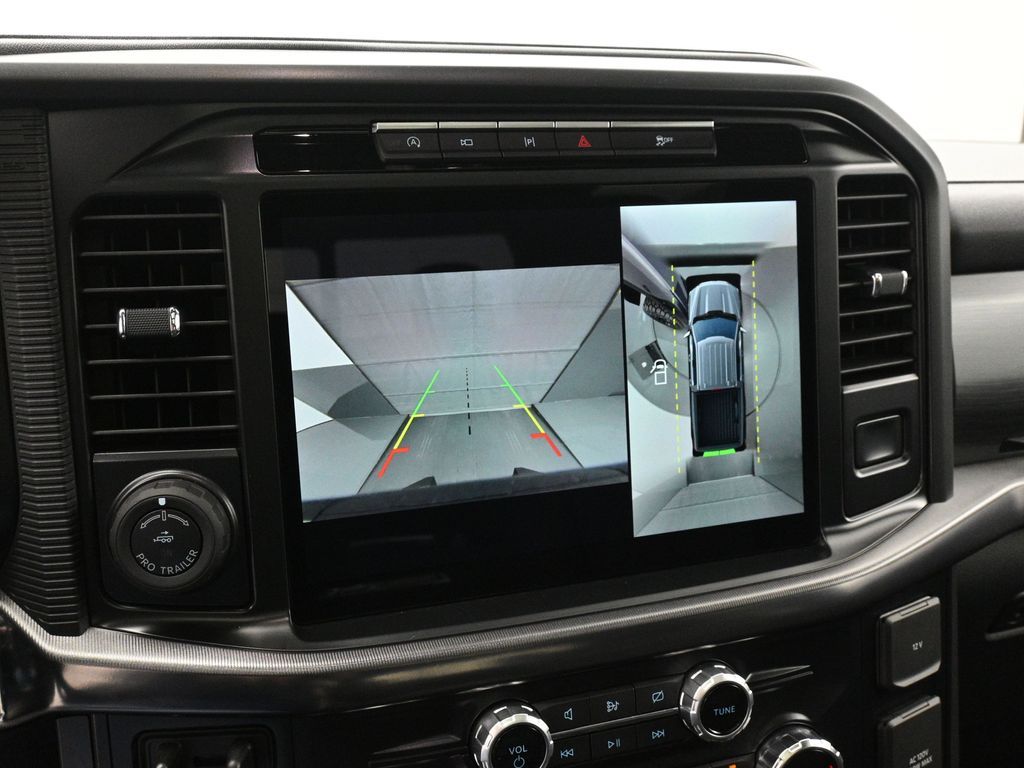 2024 Ford F-150 Lariat photo 11