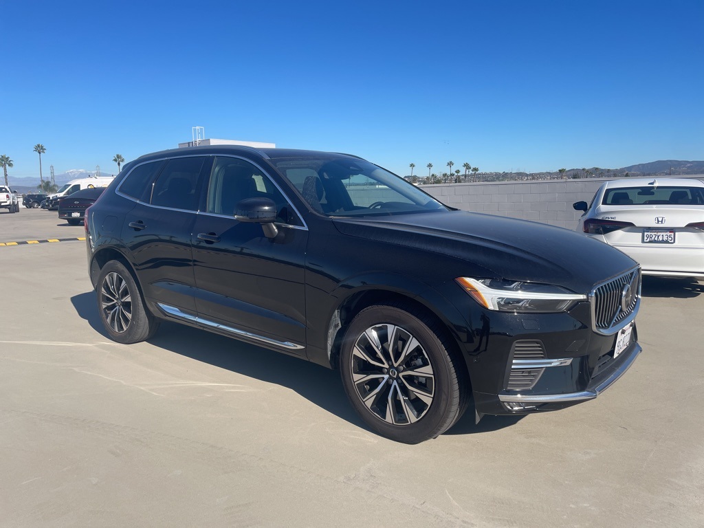2023 Volvo XC60 Plus