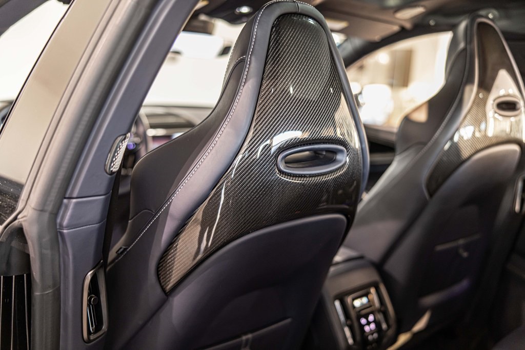 2025 ASTON MARTIN DBX - Image 37