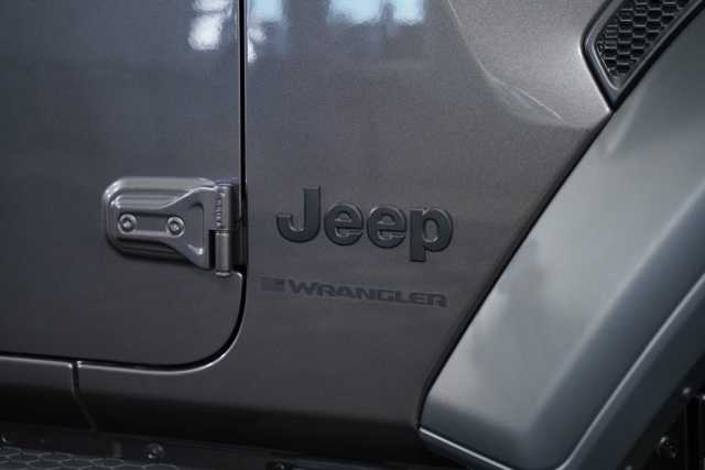 2025 Jeep Wrangler Sport S photo 37