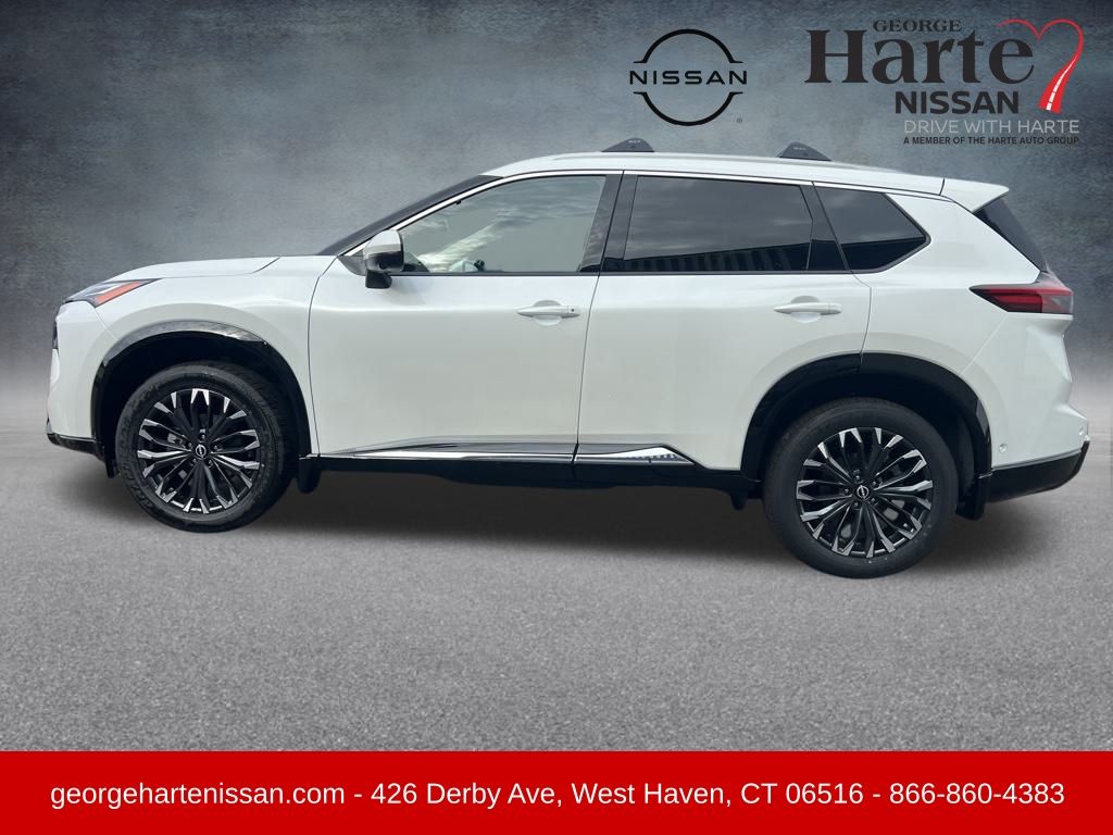 2026 Nissan Rogue Platinum photo 2