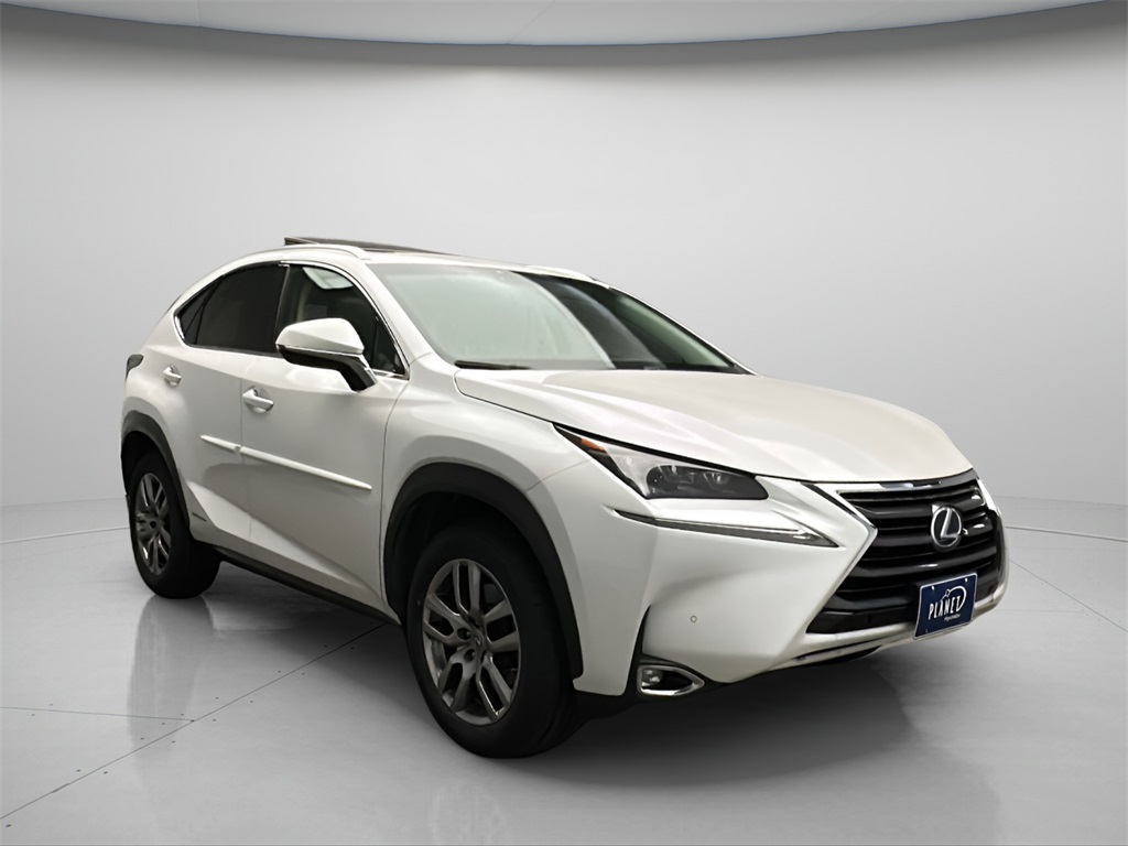 2015 Lexus NX Base's photo