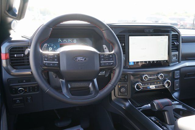 2025 FORD F-150 - Image 40