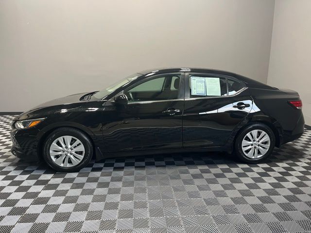 2022 Nissan Sentra S photo 2