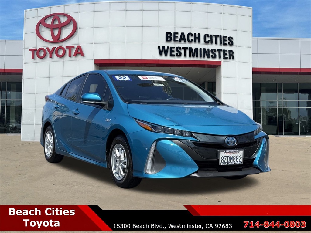 2022 Toyota Prius Prime LE photo 2