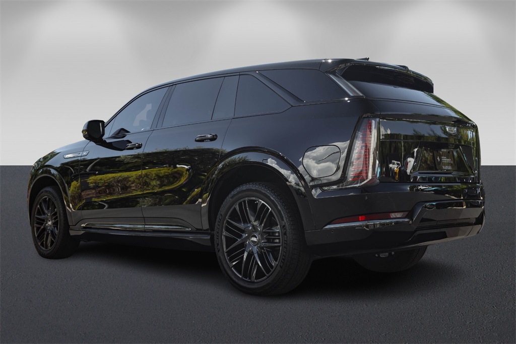 2025 Cadillac Escalade IQ Sport photo 4