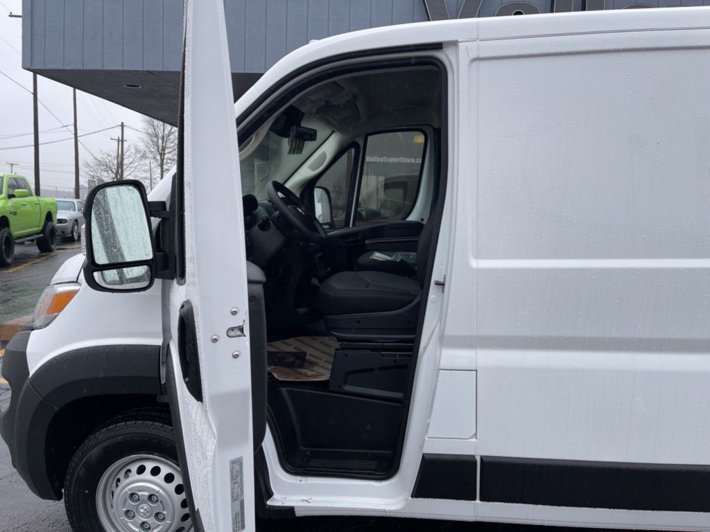 2025 Ram ProMaster 1500 photo 4
