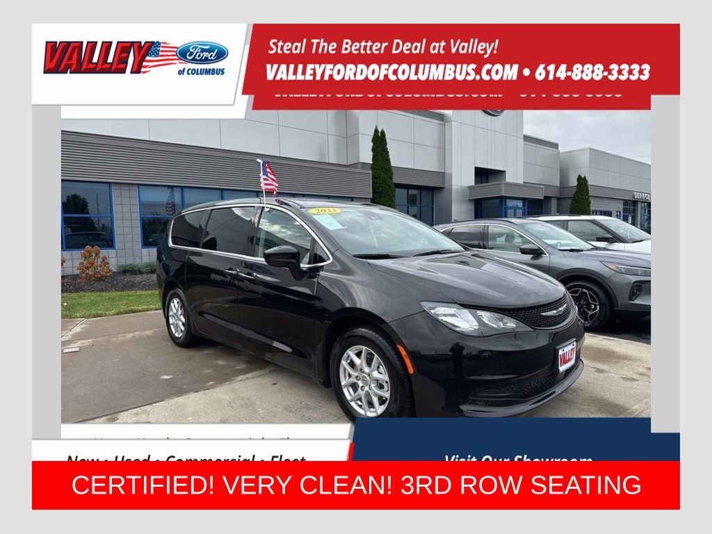 Certified Pre-Owned 2023 Chrysler Voyager LX's photo