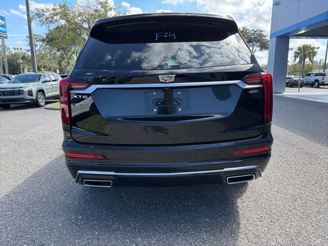 2025 Cadillac XT6 Premium Luxury photo 2